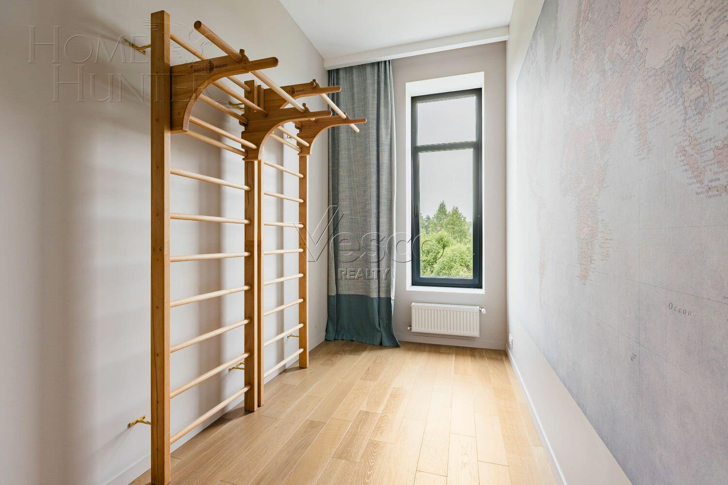 2-этажный коттедж 350 м² с отделкой