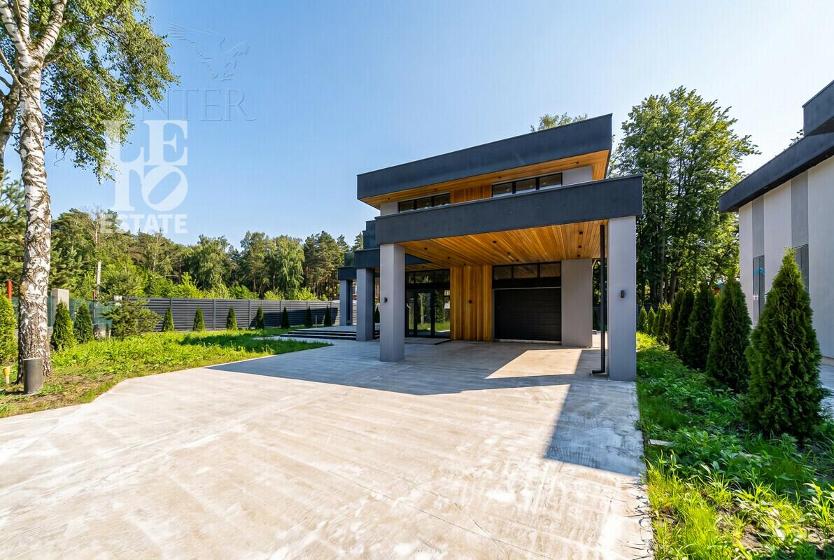 2-этажный коттедж 430 м² без отделки