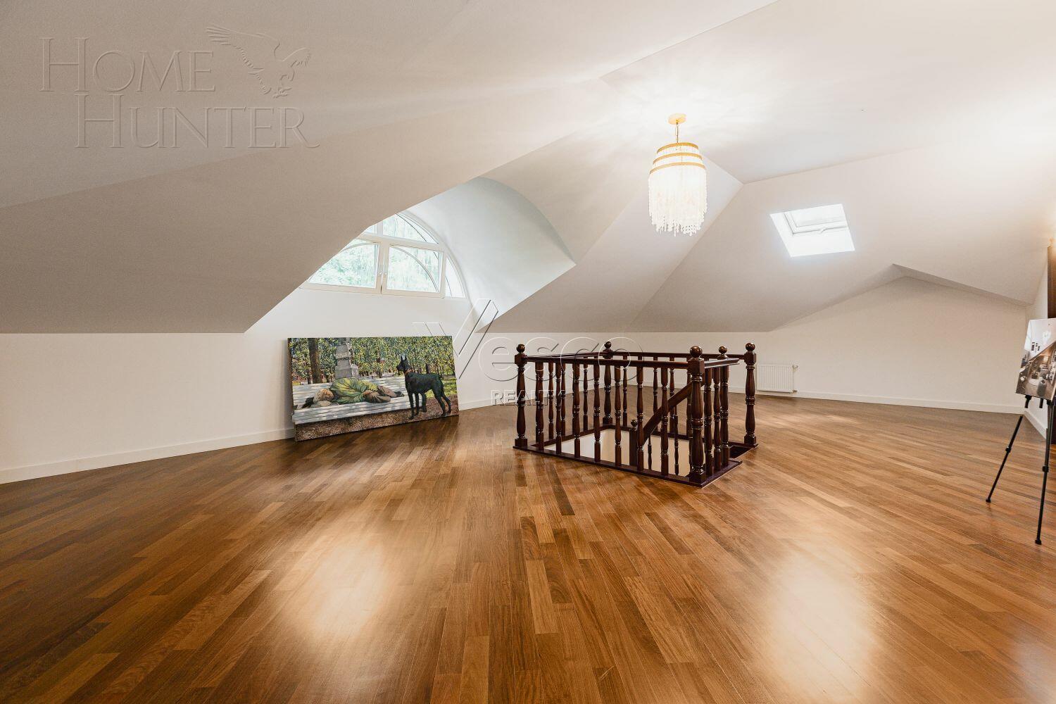 2-этажный коттедж 1 463 м² с отделкой