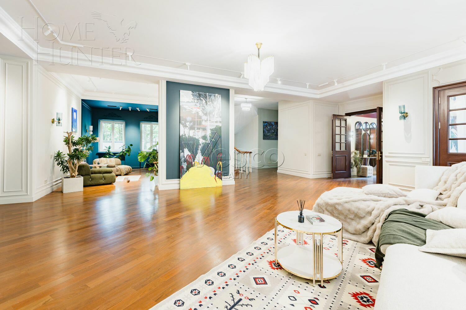 2-этажный коттедж 1 463 м² с отделкой