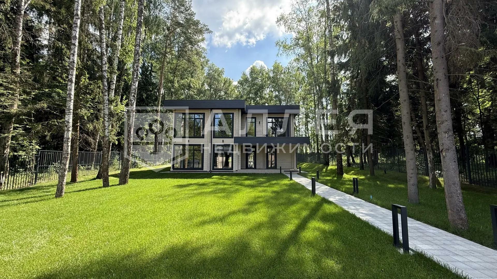 2-этажный коттедж 529 м² с отделкой