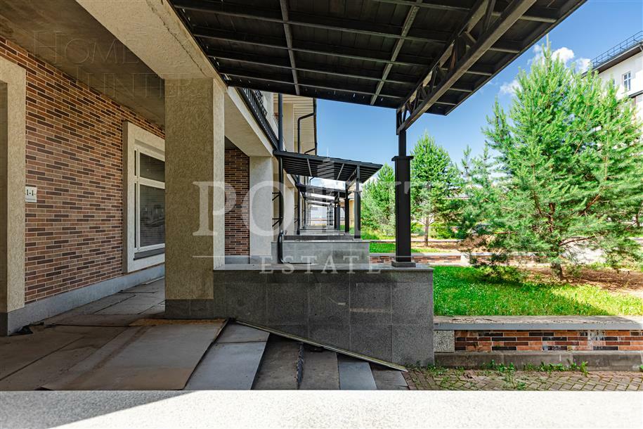 2-этажный таунхаус 940 м² без отделки