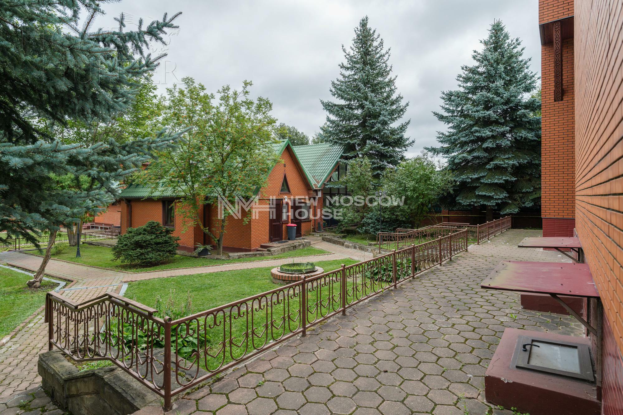 2-этажный коттедж 490 м² с отделкой
