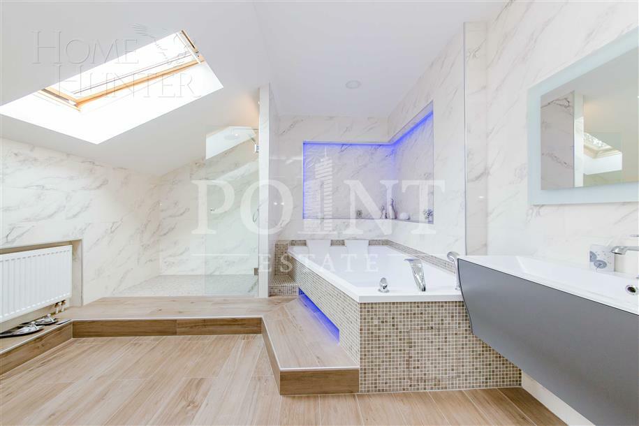 2-этажный коттедж 1 400 м² с отделкой