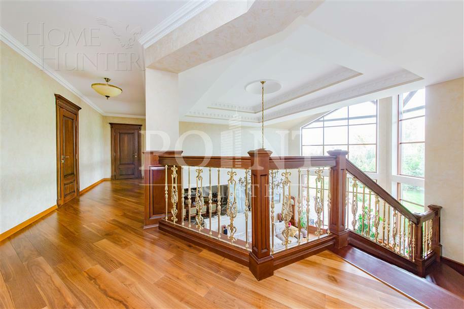 2-этажный коттедж 1 400 м² с отделкой