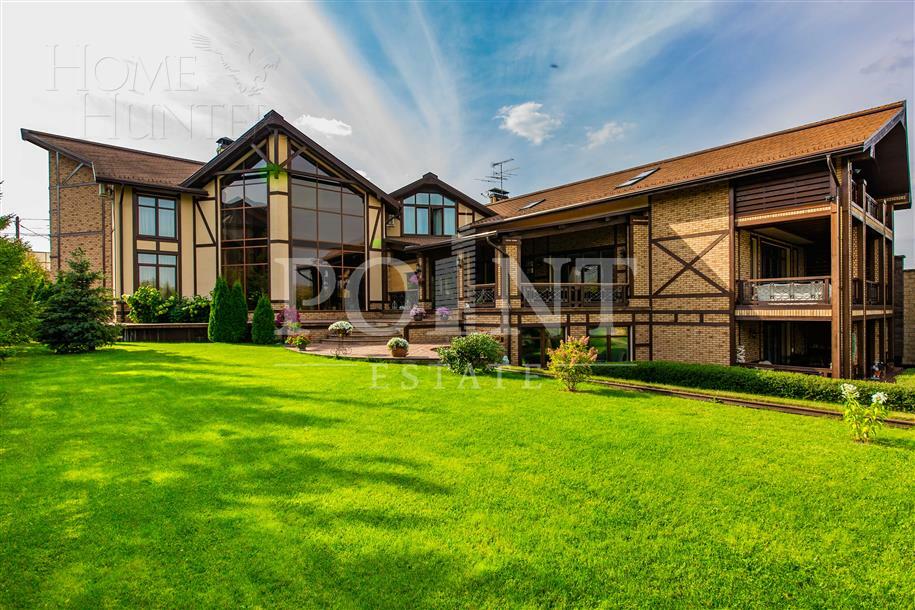 2-этажный коттедж 1 400 м² с отделкой