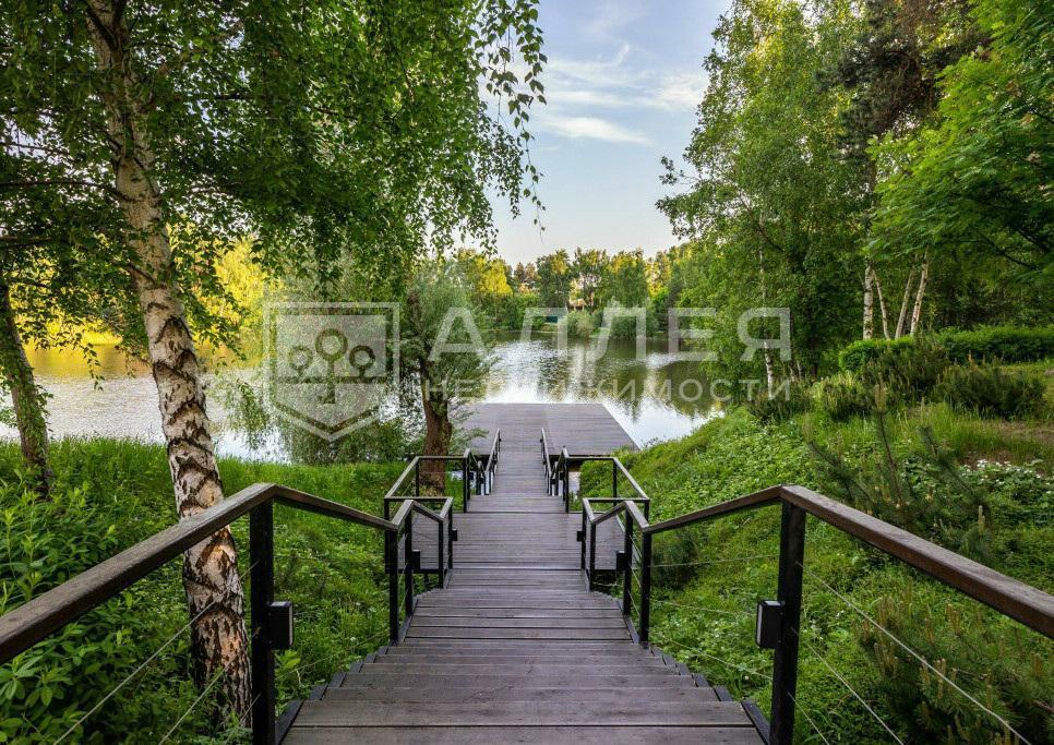 2-этажный коттедж 360 м² с отделкой