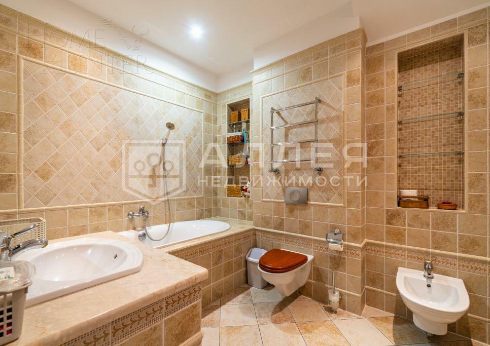2-этажный коттедж 360 м² с отделкой