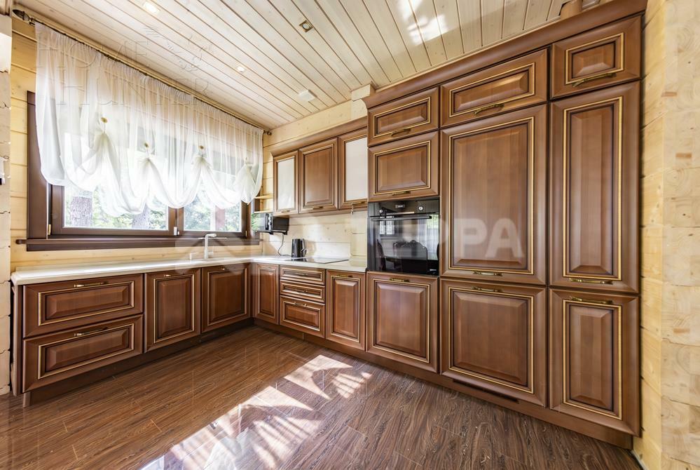 2-этажный коттедж 386 м² с отделкой