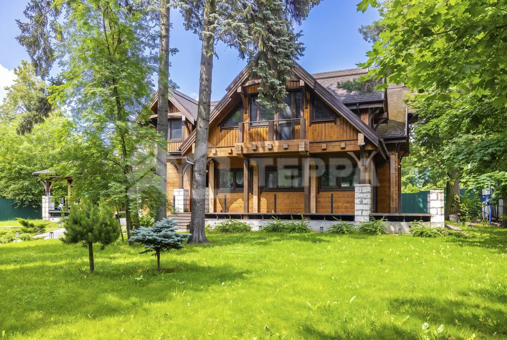 2-этажный коттедж 386 м² с отделкой
