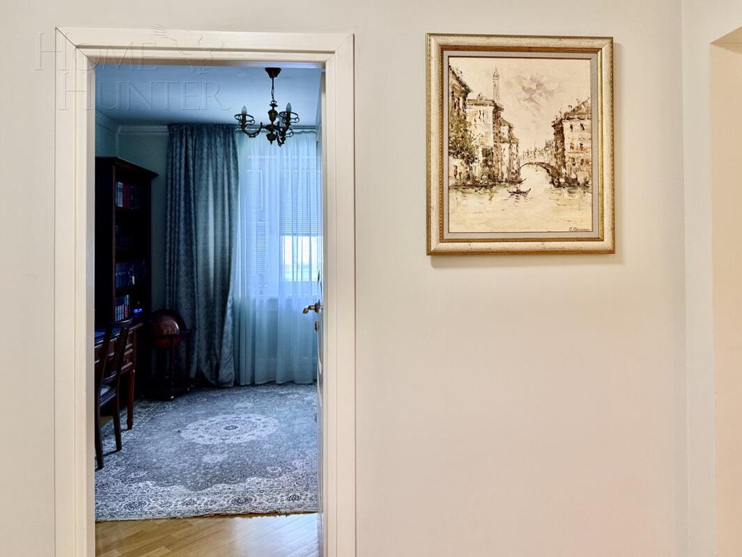 6-КОМН. КВАРТИРА С ОТДЕЛКОЙ 150 М² НА 18 ЭТАЖЕ