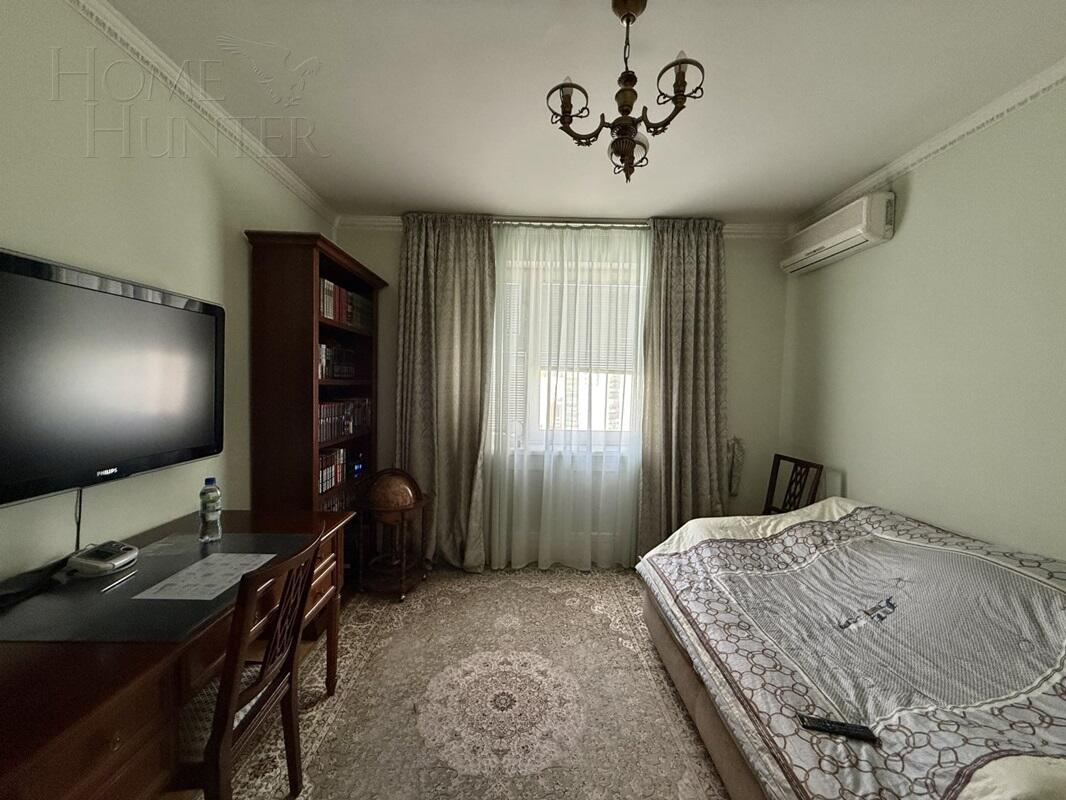 6-КОМН. КВАРТИРА С ОТДЕЛКОЙ 150 М² НА 18 ЭТАЖЕ