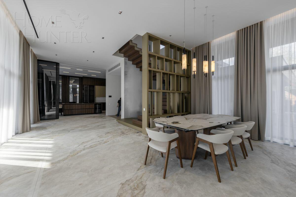 2-этажный коттедж 850 м² с отделкой