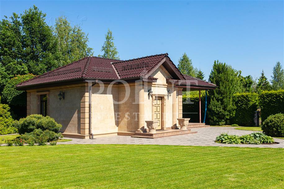 2-этажный коттедж 660 м² с отделкой