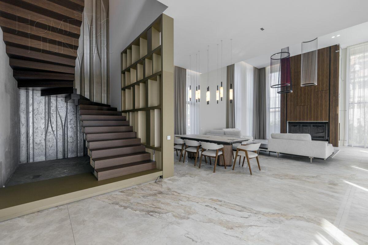 2-этажный коттедж 850 м² с отделкой