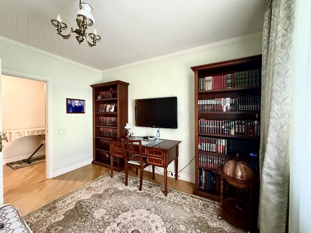 6-КОМН. КВАРТИРА С ОТДЕЛКОЙ 150 М² НА 18 ЭТАЖЕ