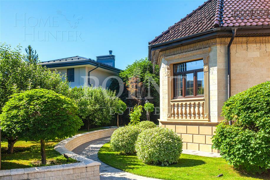 2-этажный коттедж 660 м² с отделкой
