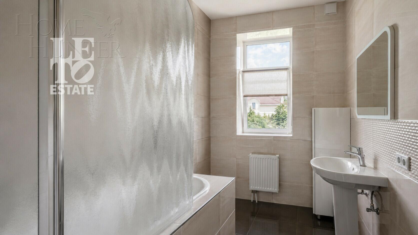 2-этажный коттедж 280 м² с отделкой