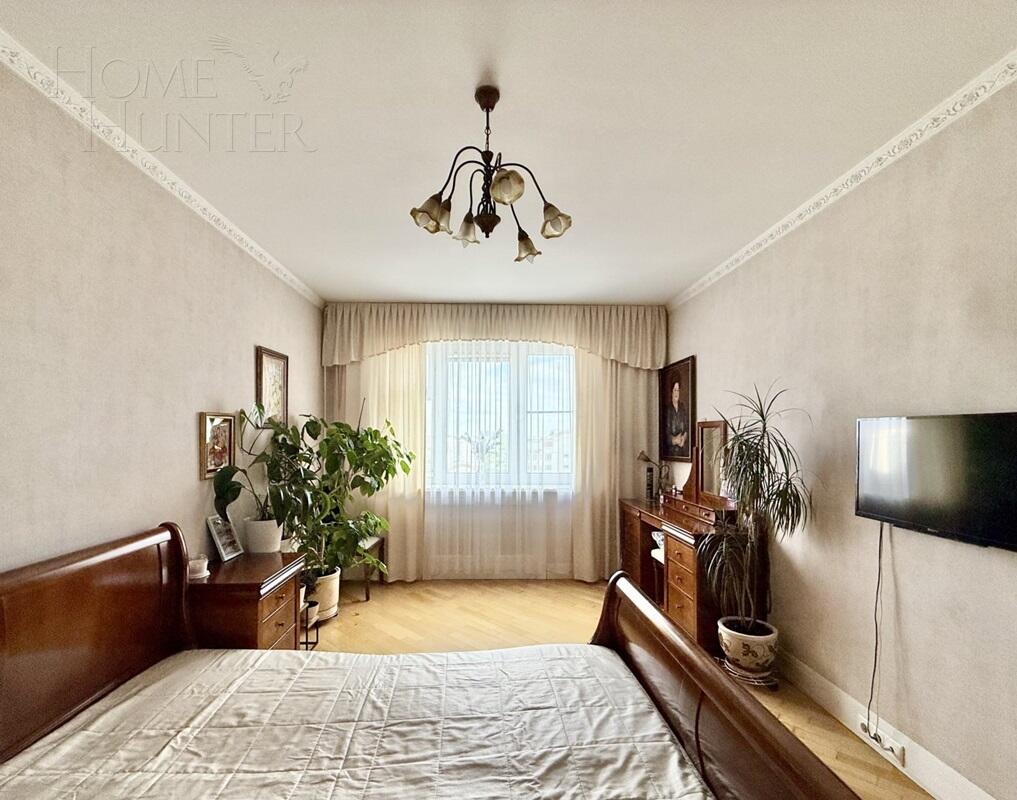 6-КОМН. КВАРТИРА С ОТДЕЛКОЙ 150 М² НА 18 ЭТАЖЕ