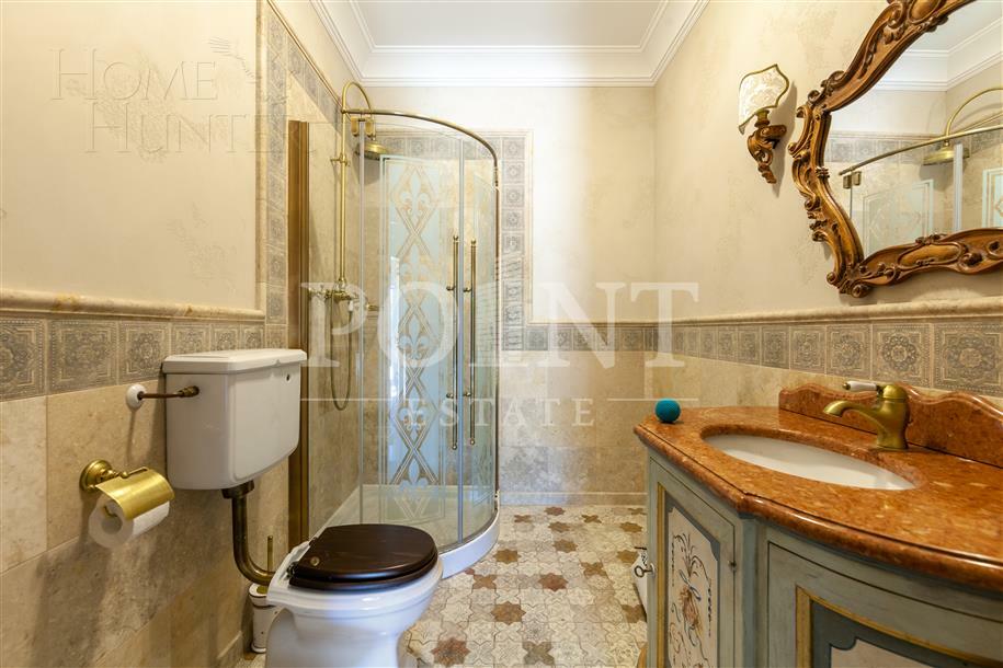 2-этажный коттедж 660 м² с отделкой