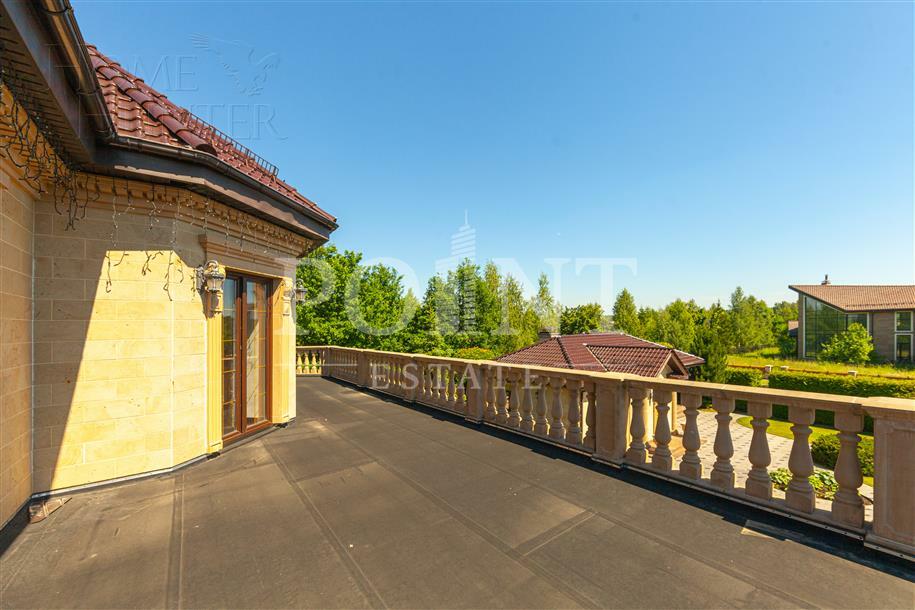 2-этажный коттедж 660 м² с отделкой