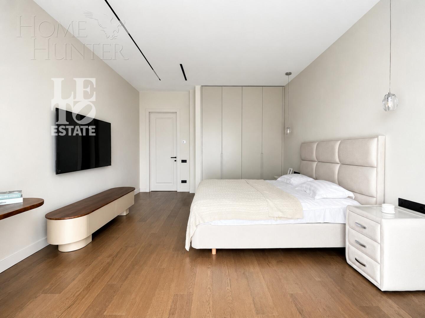 2-этажный коттедж 349.7 м² с отделкой