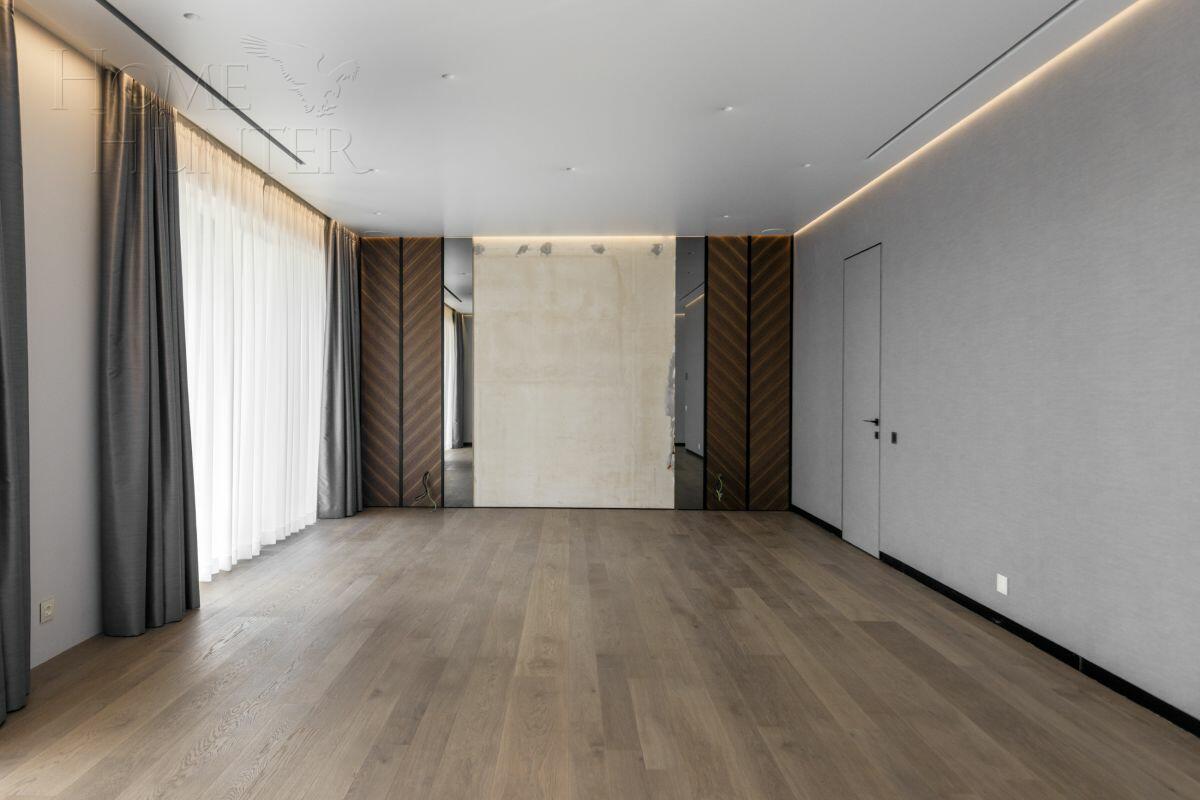 2-этажный коттедж 850 м² с отделкой