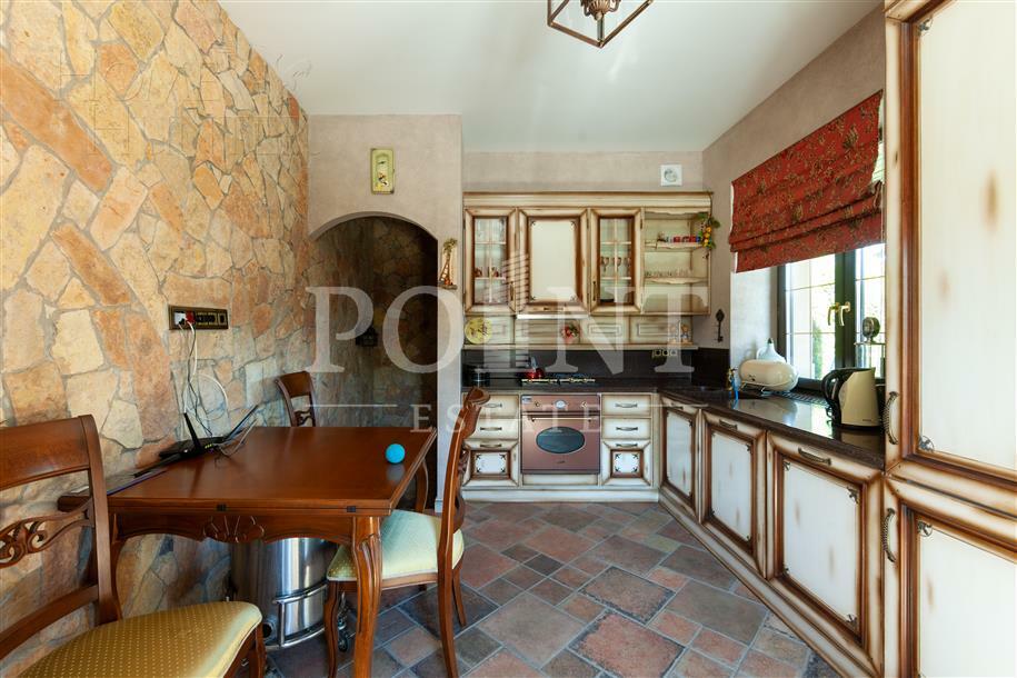 2-этажный коттедж 660 м² с отделкой