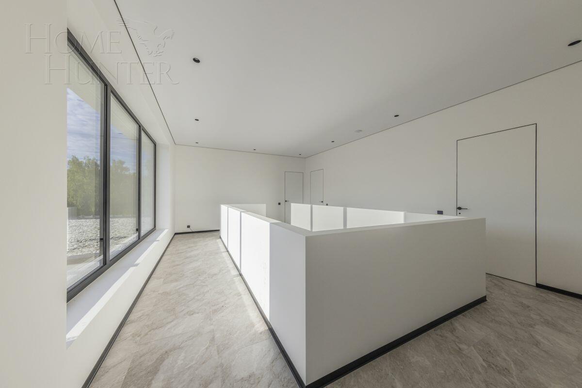 2-этажный коттедж 340 м² с отделкой