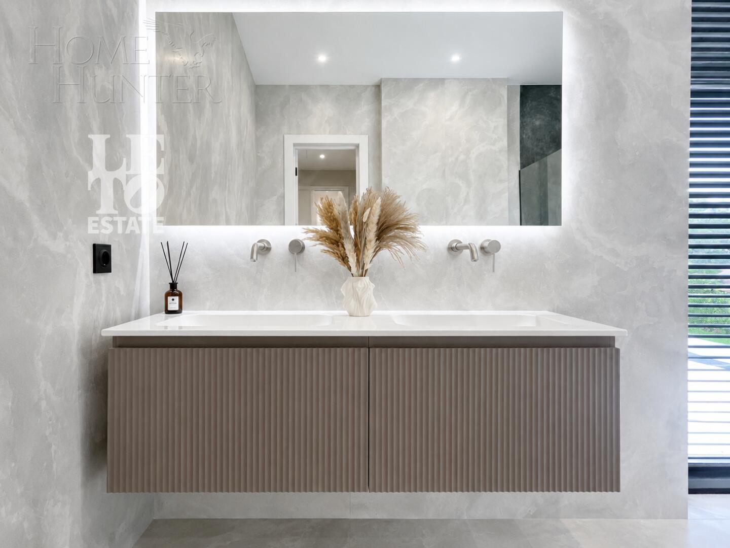 2-этажный коттедж 349.7 м² с отделкой