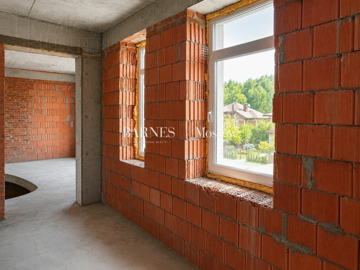 2-этажный коттедж 860 м² без отделки