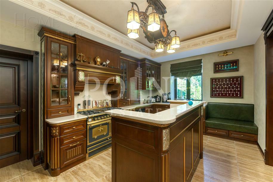 2-этажный коттедж 660 м² с отделкой