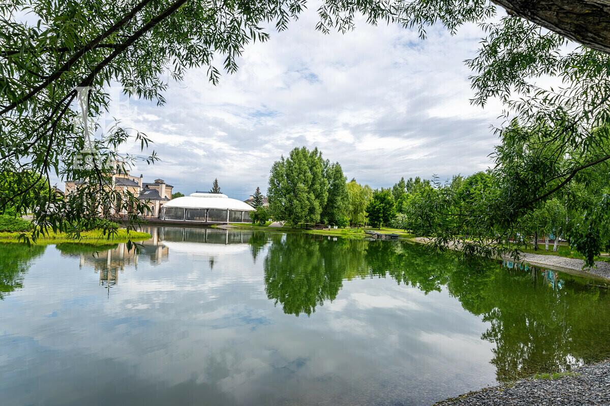2-этажный коттедж 349.7 м² с отделкой