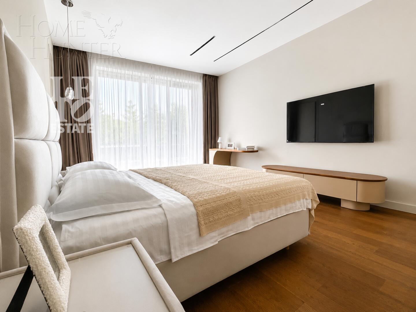 2-этажный коттедж 349.7 м² с отделкой