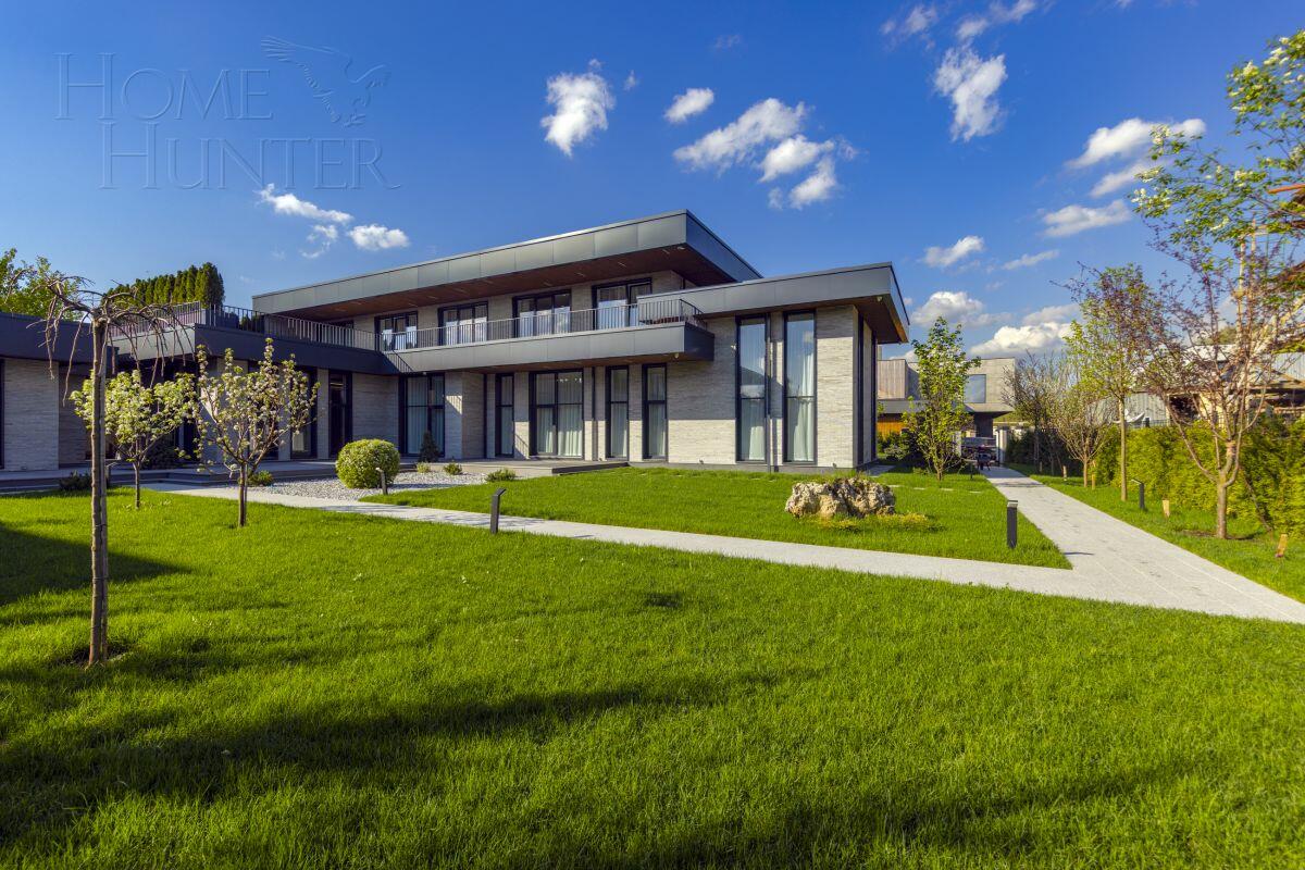 2-этажный коттедж 850 м² с отделкой