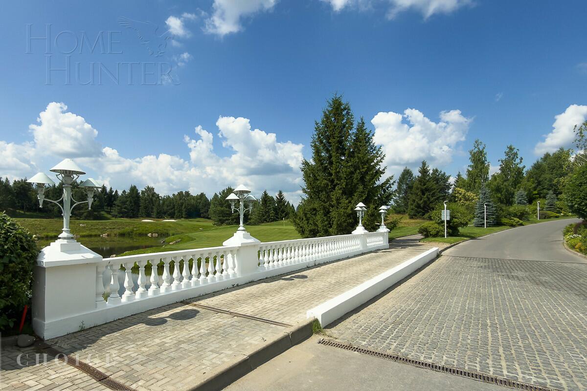 2-этажный коттедж 920 м² без отделки