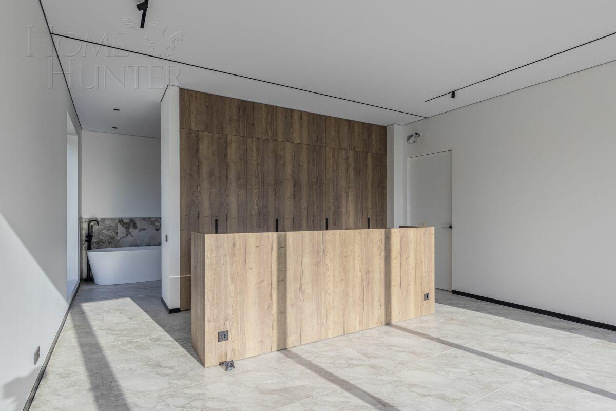2-этажный коттедж 340 м² с отделкой