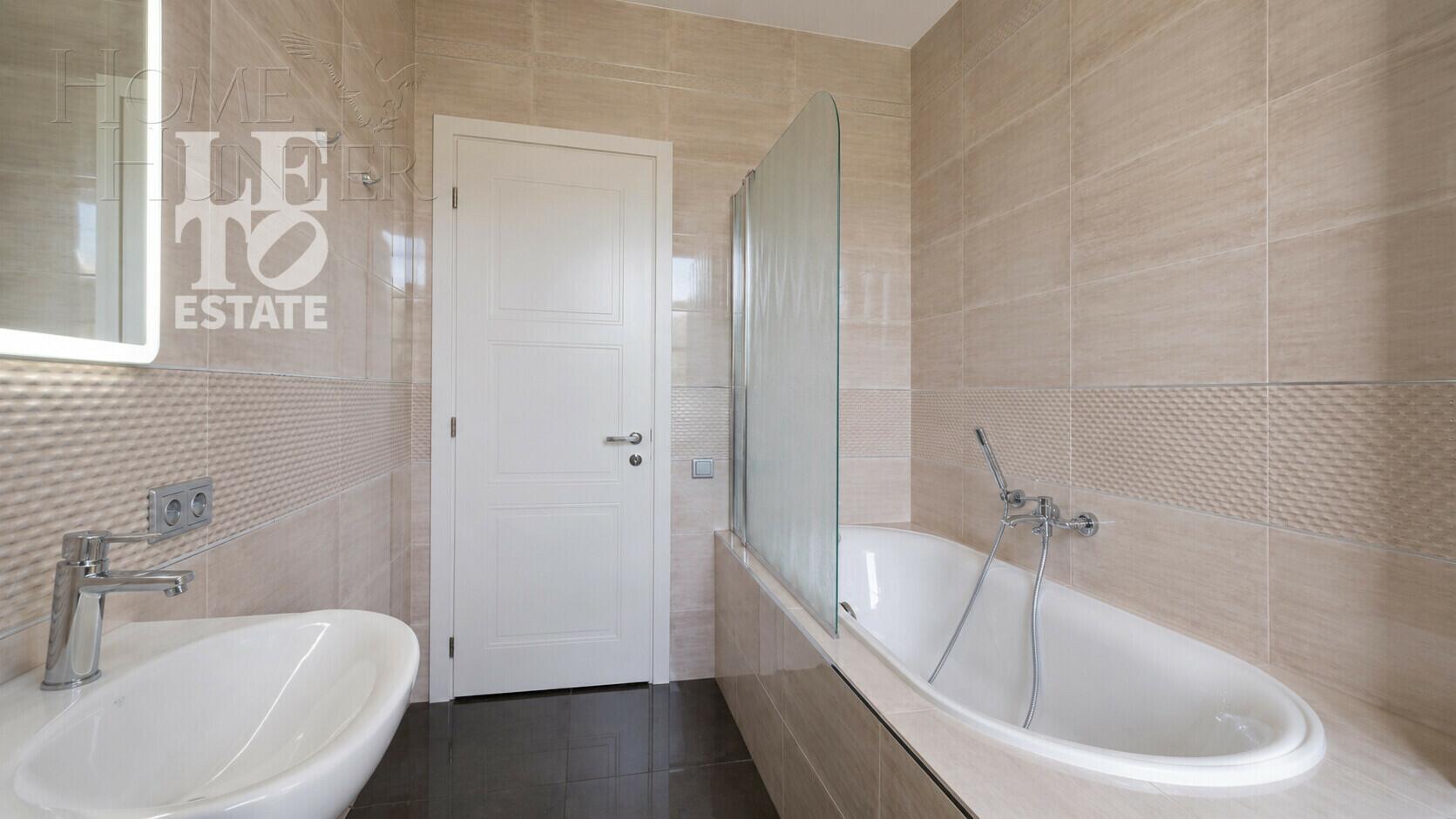 2-этажный коттедж 280 м² с отделкой