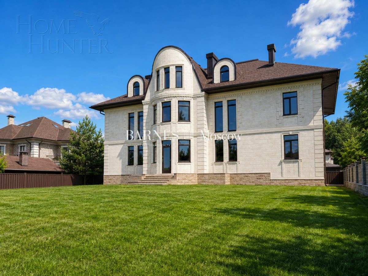 2-этажный коттедж 860 м² без отделки