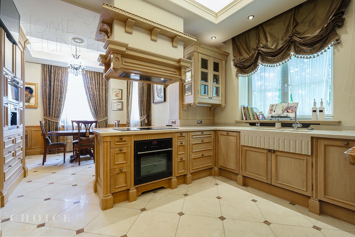 2-этажный коттедж 655 м² с отделкой