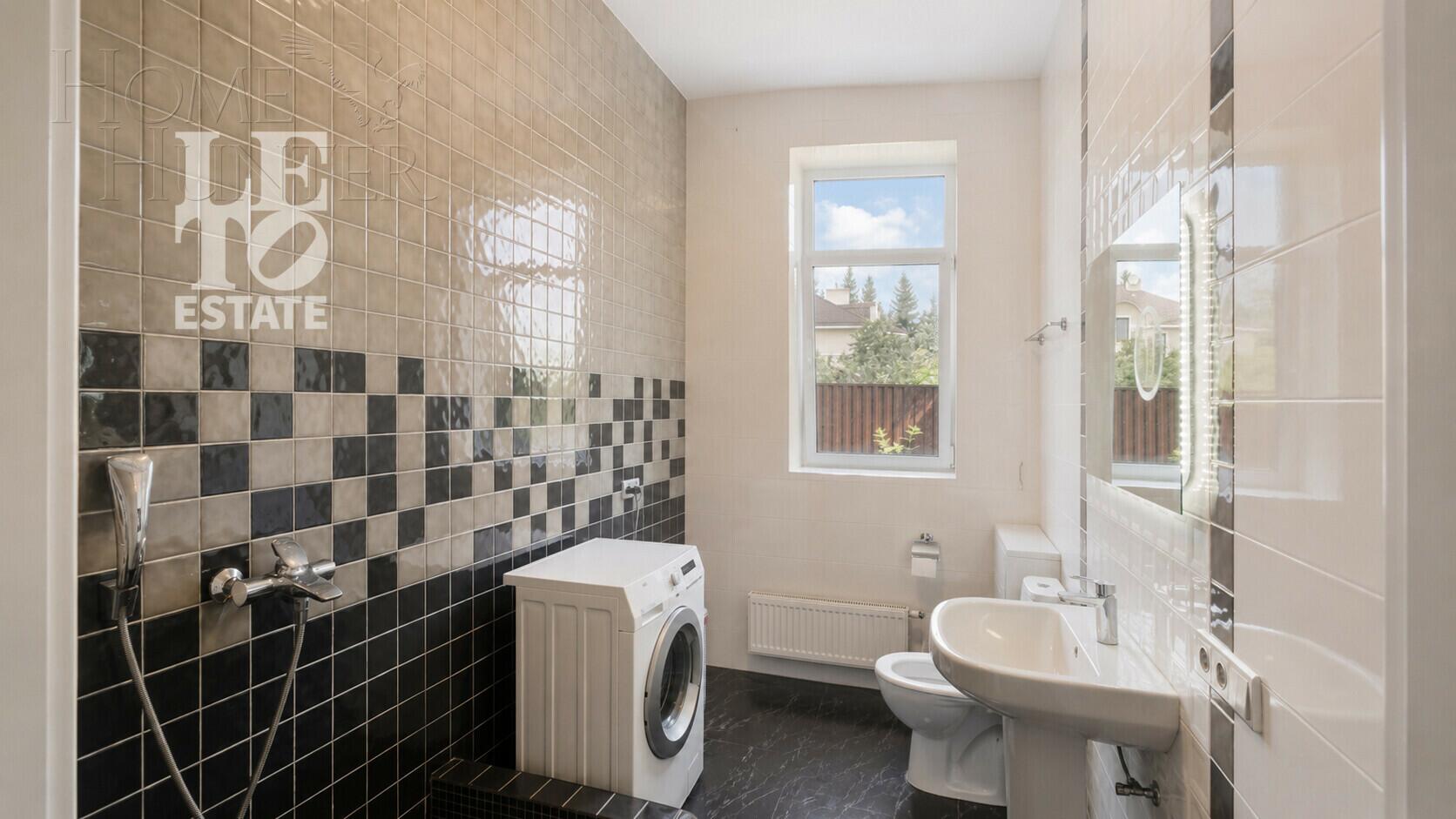 2-этажный коттедж 280 м² с отделкой