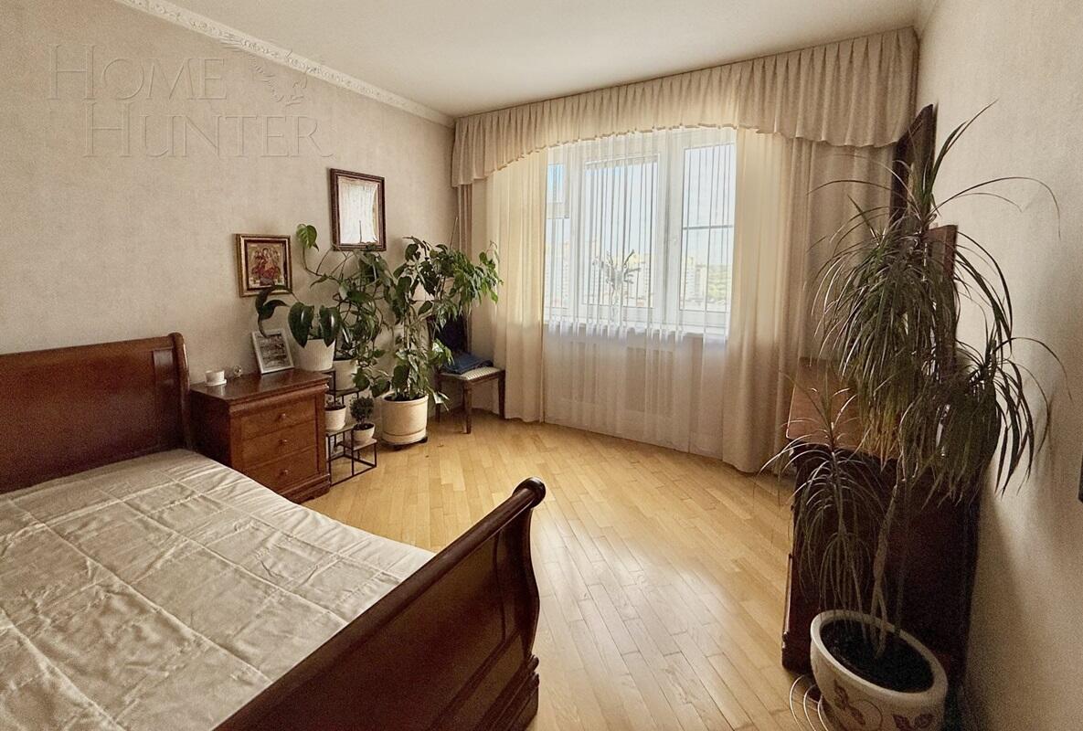 6-КОМН. КВАРТИРА С ОТДЕЛКОЙ 150 М² НА 18 ЭТАЖЕ