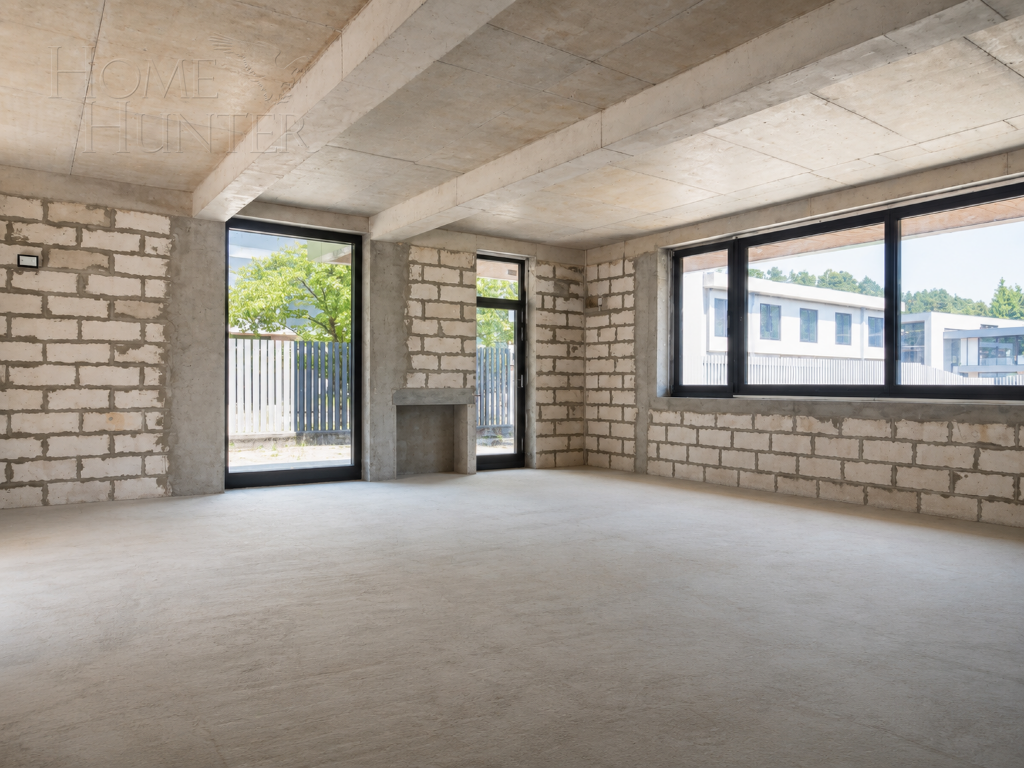 2-этажный коттедж 1 325 м² без отделки