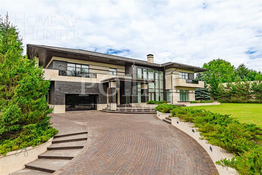 2-этажный коттедж 1 150 м² с отделкой