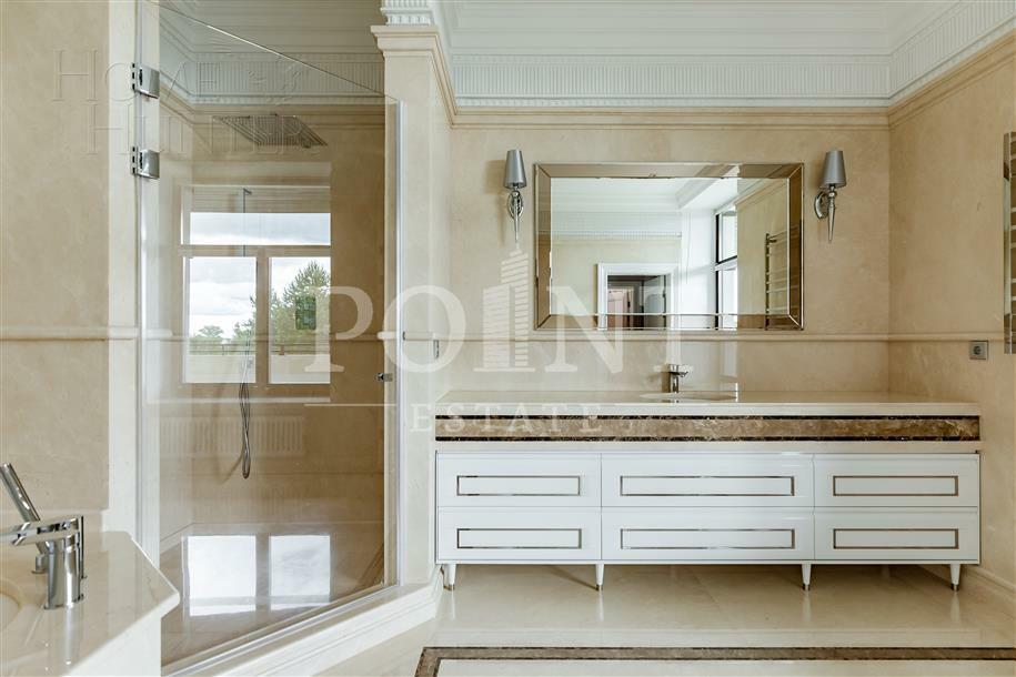 2-этажный коттедж 1 150 м² с отделкой