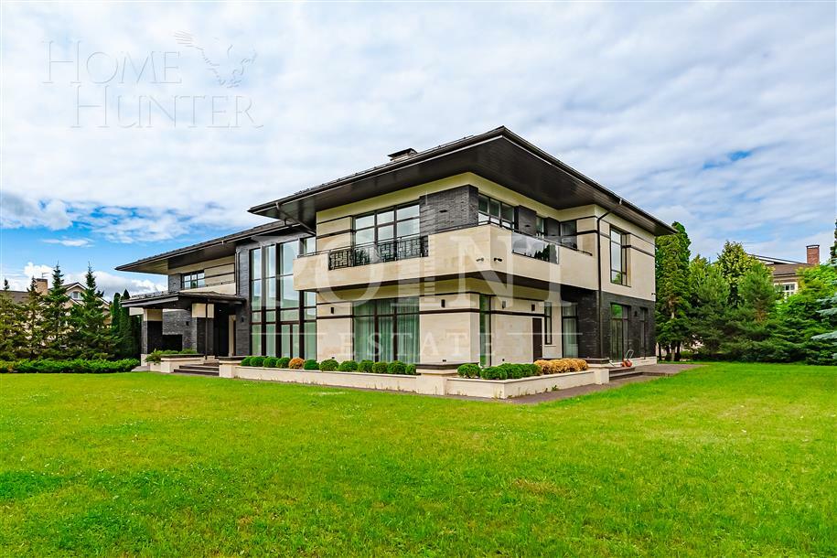 2-этажный коттедж 1 150 м² с отделкой