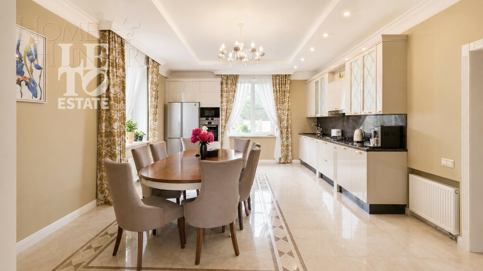 2-этажный коттедж 800 м² с отделкой