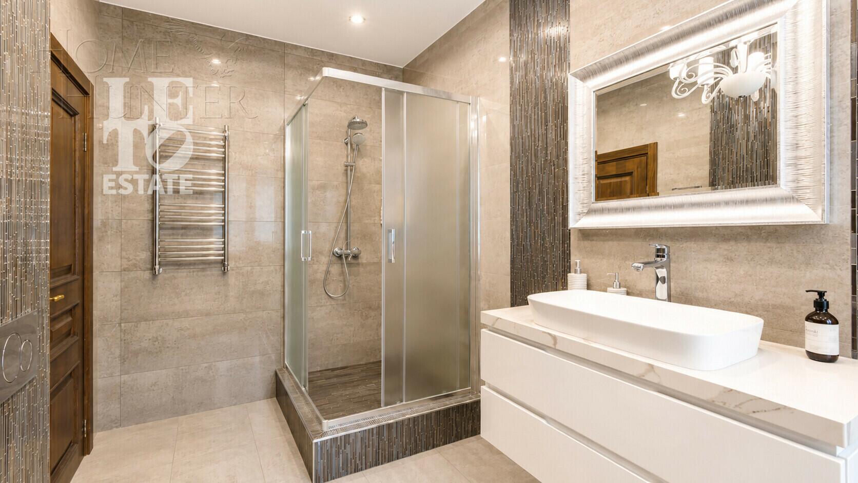 2-этажный коттедж 800 м² с отделкой