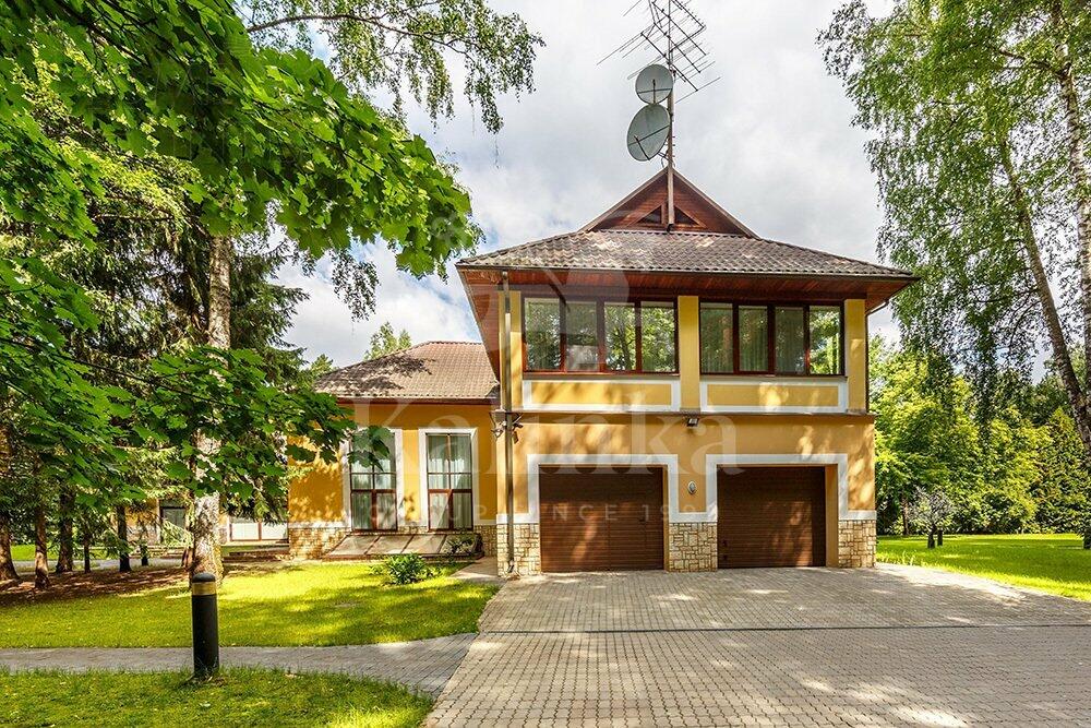 2-этажный коттедж 823.4 м² с отделкой