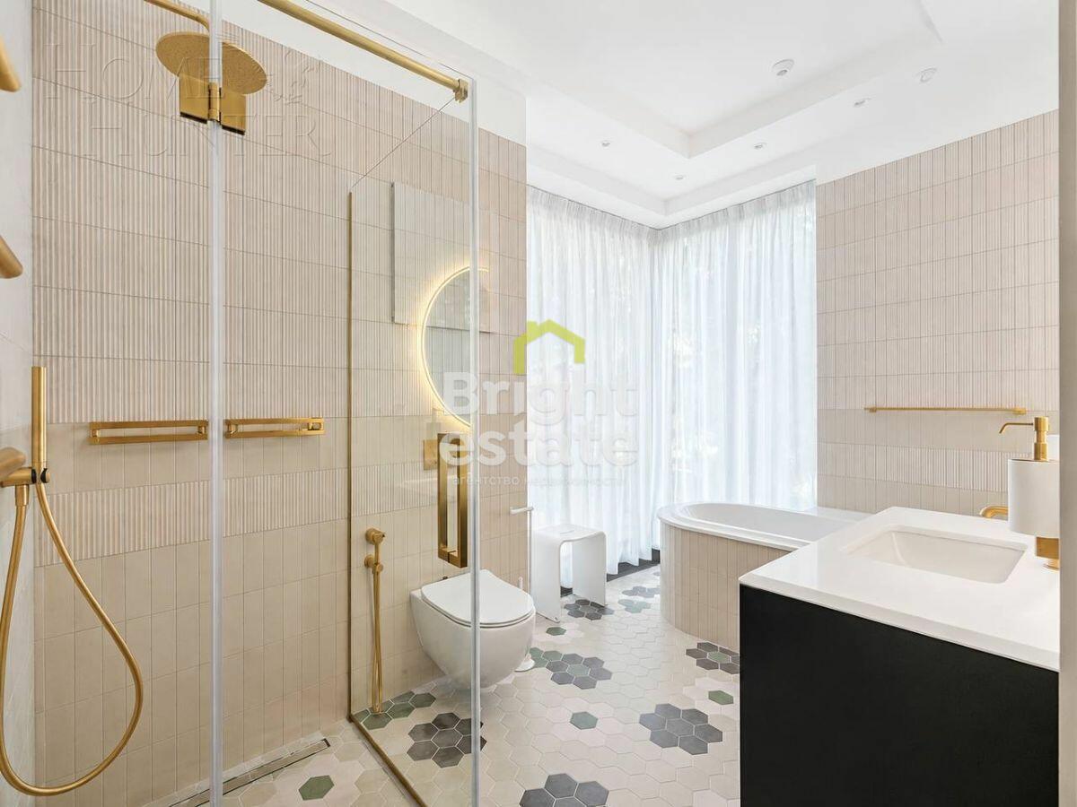 3-этажный коттедж 420 м² с отделкой